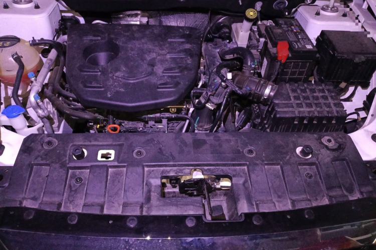 Used JETOUR X70 2024 1.5T DCT Glory PRO 7-Seater Engine Bay