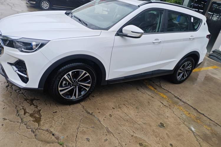 Used JETOUR X70 2024 1.5T DCT Enjoyment Edition 5 Seats Exterior 3
