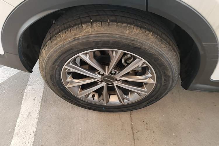 Used JETOUR X70 2024 1.5T DCT Glory PRO 5-Seater Exterior 5