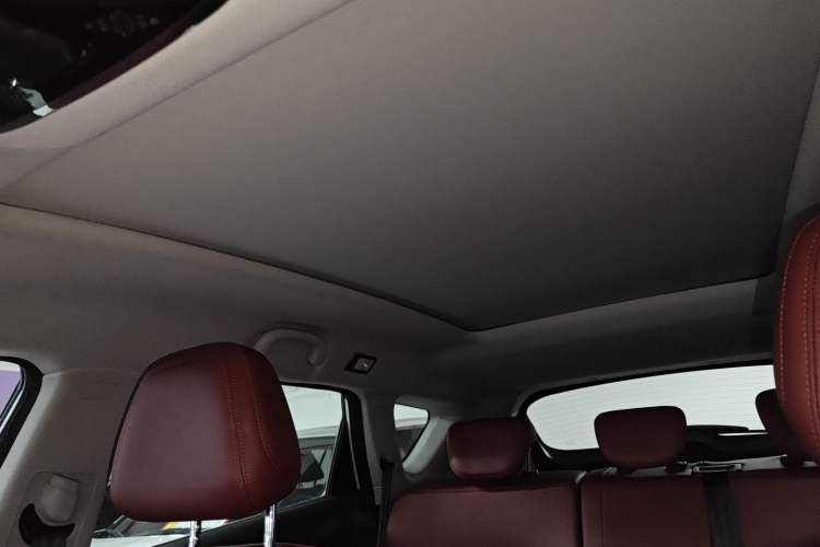 Used JETOUR X70 2024 1.5T DCT Enjoyment Edition 5 Seats Headliner