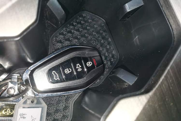 Used JETOUR X70 2024 1.5T DCT Glory PRO 5-Seater Interior 1