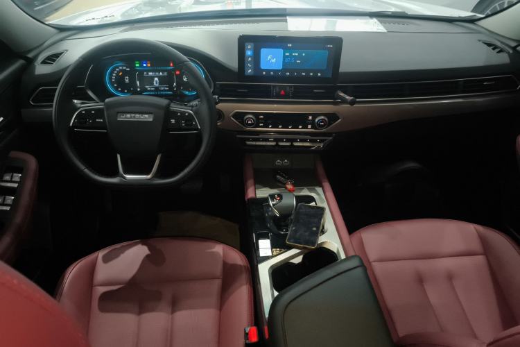 Used JETOUR X70 2024 1.5T DCT Glory PRO 7-Seater Interior 2