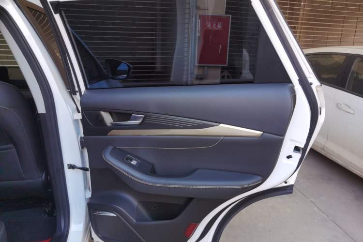 Used JETOUR X70 2024 1.5T DCT Enjoyment Edition 5 Seats Interior 3
