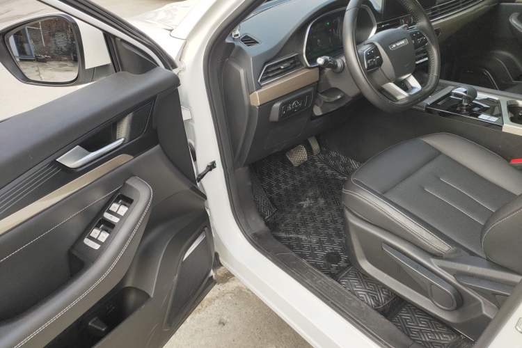 Used JETOUR X70 2024 1.5T DCT Enjoyment Edition 5 Seats Interior 3
