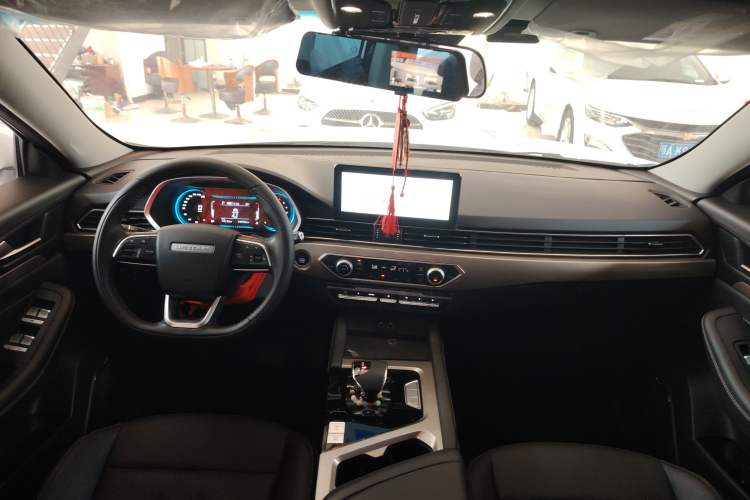 Used JETOUR X70 2024 1.5T DCT Glory PRO 5-Seater Interior 3