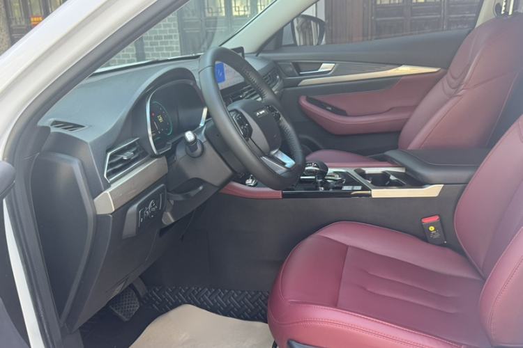 Used JETOUR X70 2024 1.5T DCT Glory PRO 5-Seater Interior 5