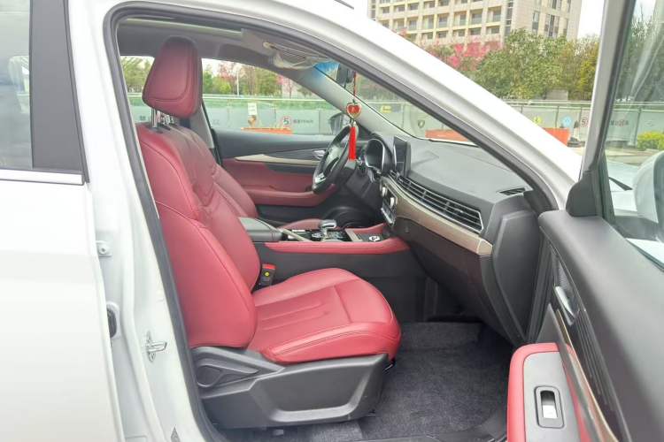Used JETOUR X70 2024 1.5T DCT Enjoy Edition 7-Seater Interior 8