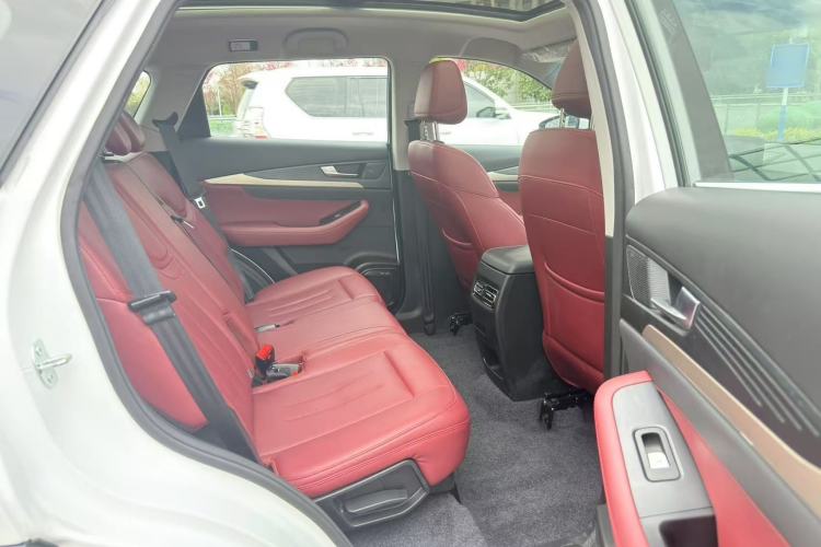 Used JETOUR X70 2024 1.5T DCT Enjoy Edition 7-Seater Interior 9