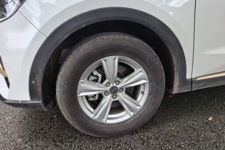 Used JETOUR X70 2024 1.5T Manual Glory Edition 5 Seats Left Front Wheel Hub