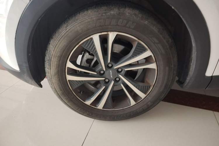 Used JETOUR X70 2024 1.5T DCT Enjoy Edition 7-Seater Left Front Wheel Hub