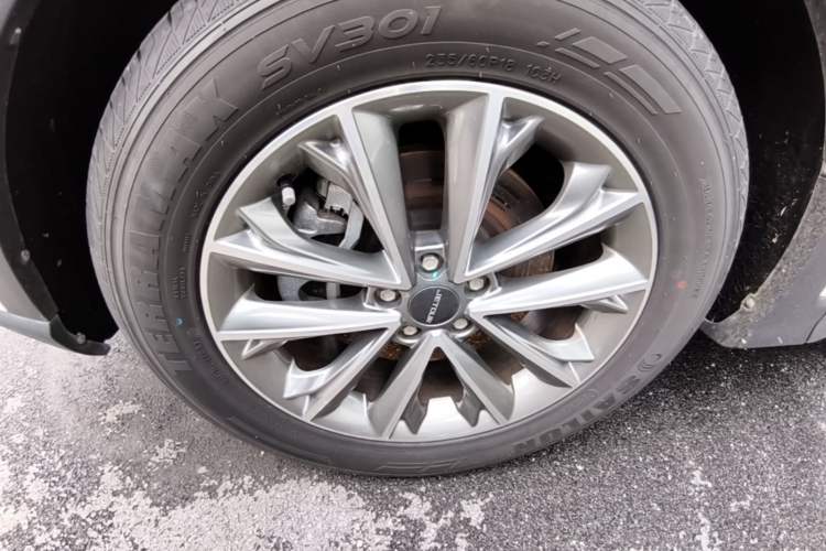 Used JETOUR X70 2024 1.5T DCT Glory PRO 5-Seater Left Front Wheel Hub