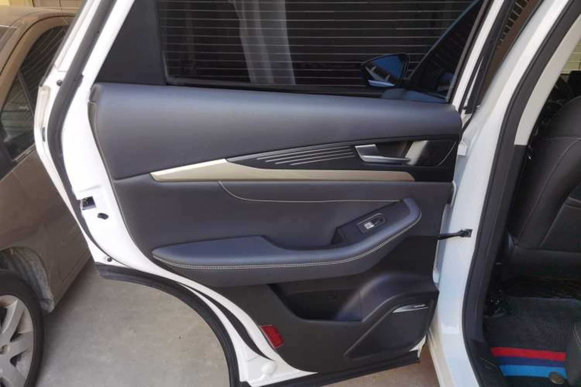 Used JETOUR X70 2024 1.5T DCT Enjoyment Edition 5 Seats Left Rear Door Interior