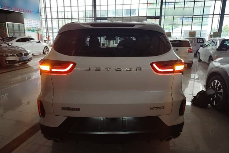 Used JETOUR X70 2024 1.5T DCT Enjoy Edition 7-Seater Rear