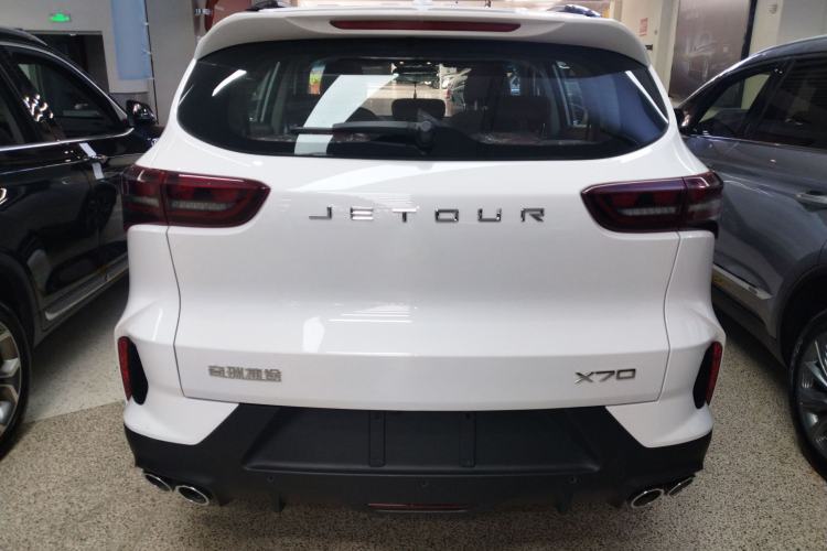 Used JETOUR X70 2024 1.5T DCT Enjoy Edition 7-Seater Rear