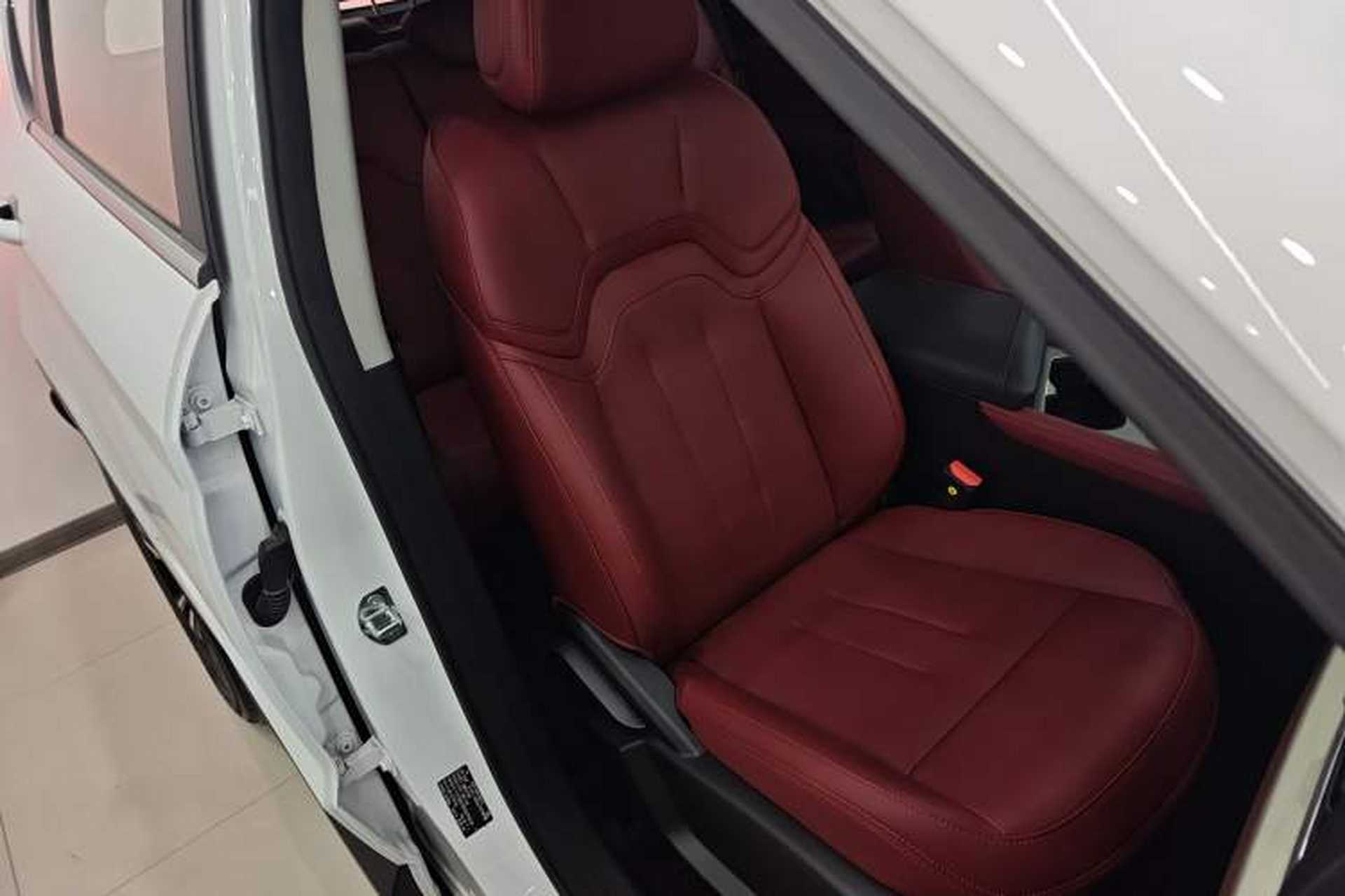 Used JETOUR X70 2024 1.5T DCT Enjoy Edition 7-Seater Right Front Seat