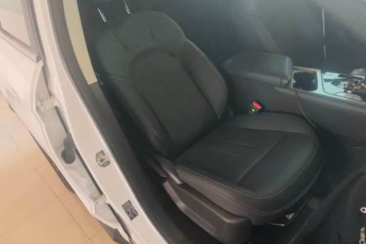 Used JETOUR X70 2024 1.5T DCT Enjoyment Edition 5 Seats Right Front Seat