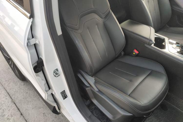 Used JETOUR X70 2024 1.5T DCT Enjoyment Edition 5 Seats Right Front Seat