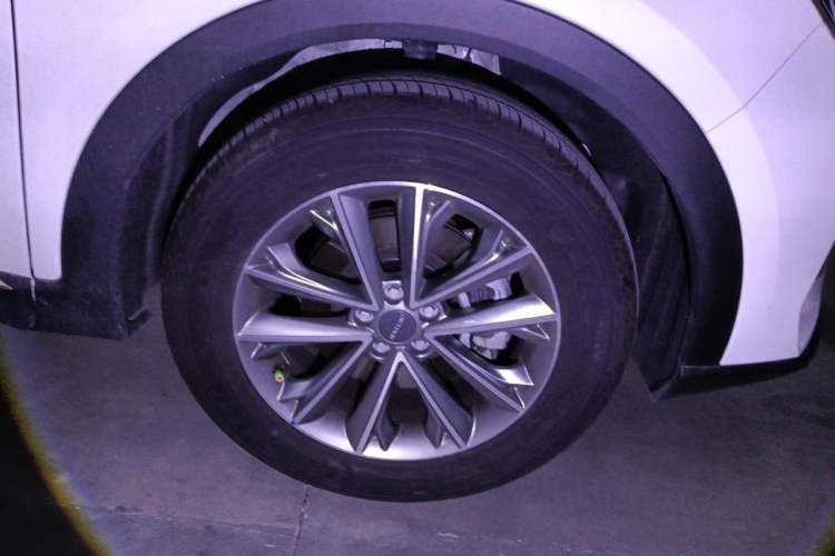 Used JETOUR X70 2024 1.5T DCT Glory PRO 7-Seater Right Front Wheel Hub