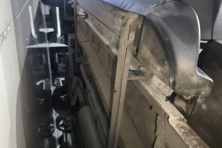 Used JETOUR X70 2024 1.5T DCT Glory PRO 5-Seater Right Side Sill