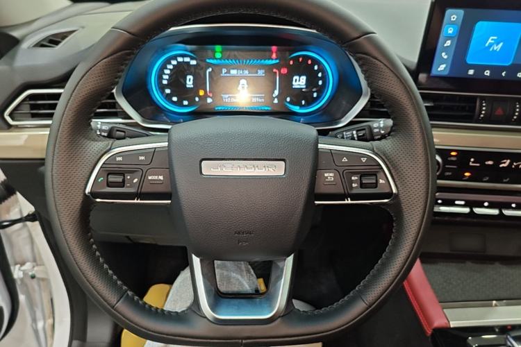 Used JETOUR X70 2024 1.5T DCT Enjoyment Edition 5 Seats Steering Wheel