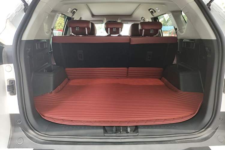 Used JETOUR X70 2024 1.5T DCT Glory PRO 5-Seater Trunk