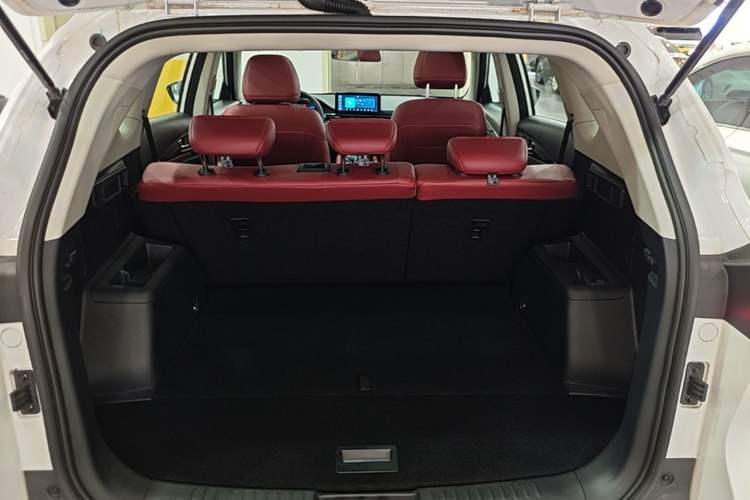 Used JETOUR X70 2024 1.5T DCT Enjoyment Edition 5 Seats Trunk