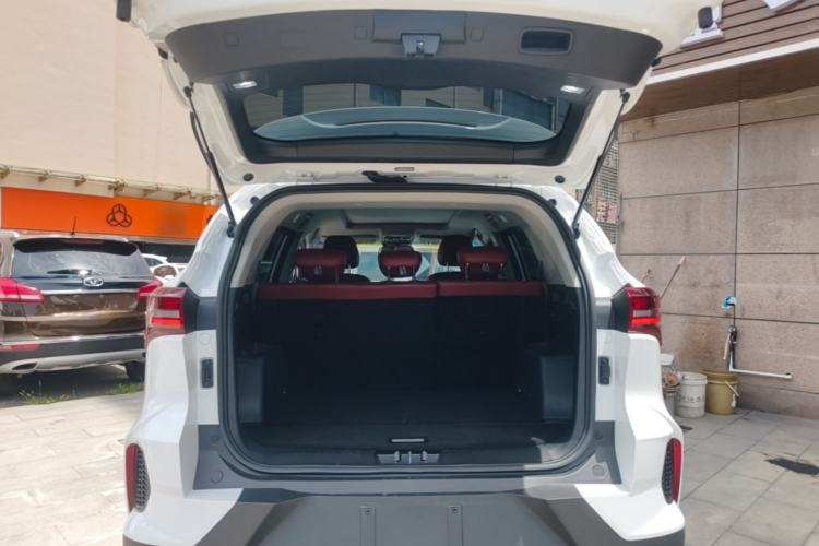 Used JETOUR X70 2024 1.5T DCT Glory PRO 5-Seater Trunk