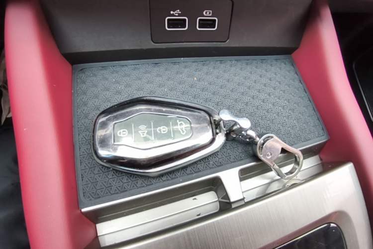 Used JETOUR X70 2024 1.5T DCT Glory PRO 5-Seater Vehicle Key