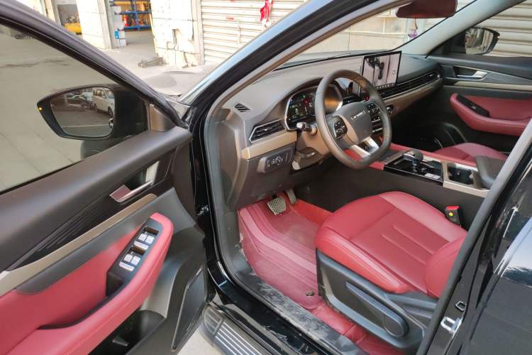 Used JETOUR X70 2025 1.5T DCT Overdrive PRO 5-Seater Interior 3