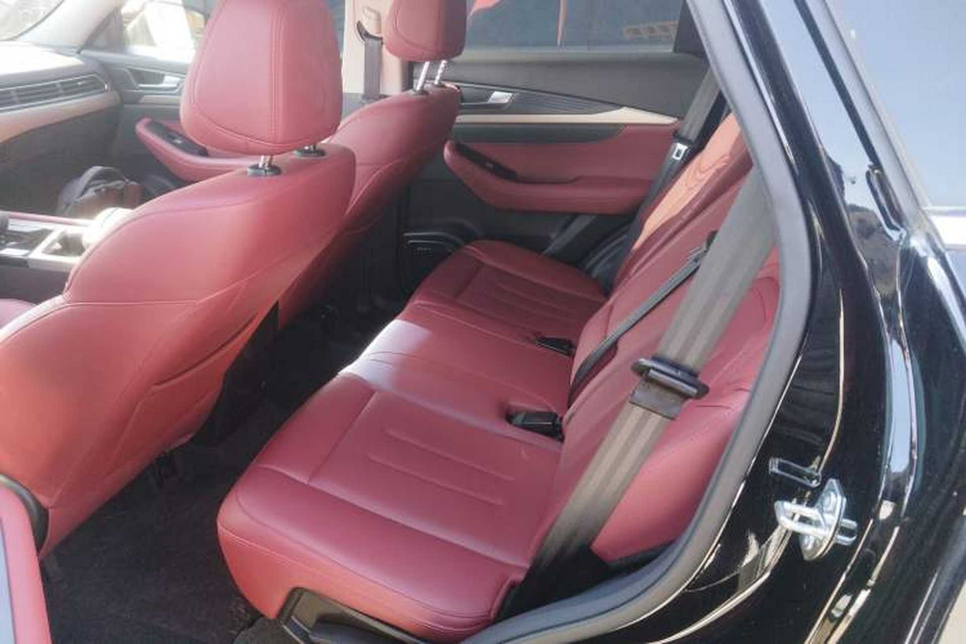 Used JETOUR X70 2025 1.5T DCT Overdrive PRO 5-Seater Interior 4
