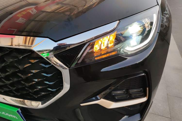 Used JETOUR X70 2025 1.5T DCT Overdrive PRO 5-Seater Left Front Headlight