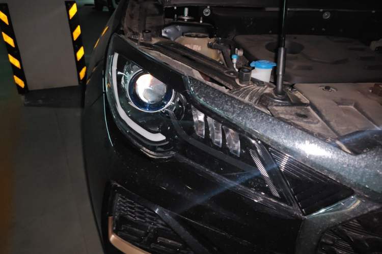 Used JETOUR X70 2025 1.5T DCT Beyond PRO 7-Seater Right Front Headlight