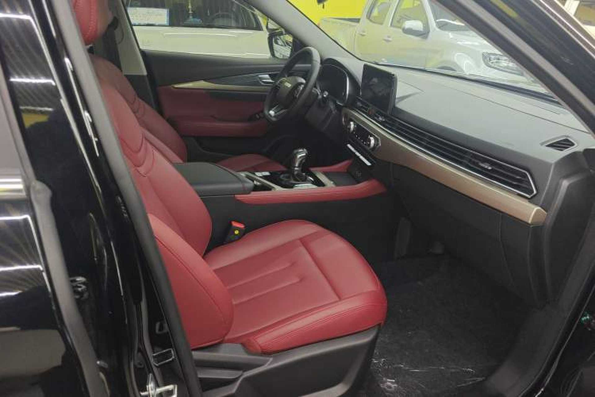 Used JETOUR X70 2025 1.5T Manual Overdrive Version 5 Seats Right Front Seat