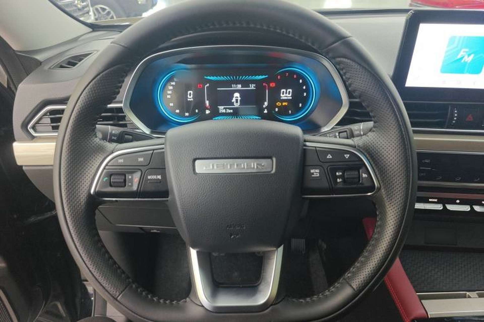 Used JETOUR X70 2025 1.5T Manual Overdrive Version 5 Seats Steering Wheel