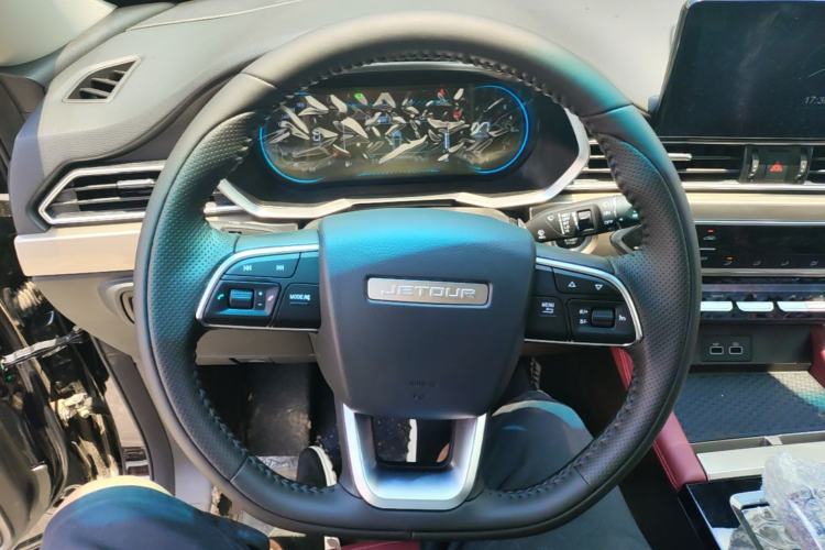 Used JETOUR X70 2025 1.5T DCT Zhenxiang Edition 5 Seats Steering Wheel