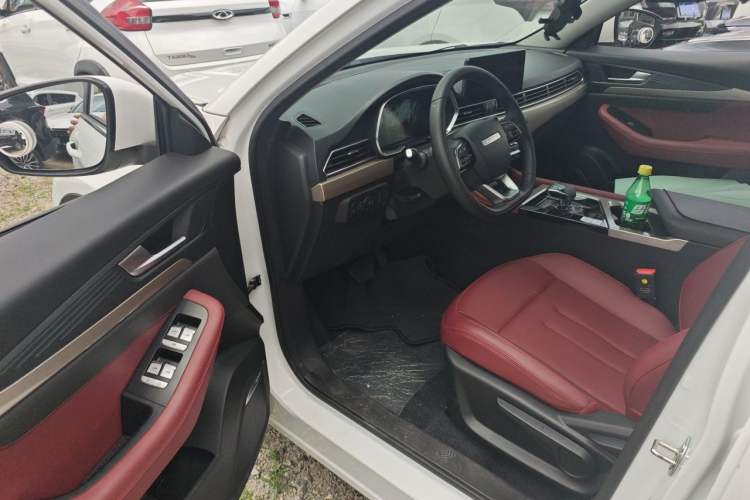 Used JETOUR X70 2025 1.5T DCT Beyond PRO 7-Seater Driver Seat