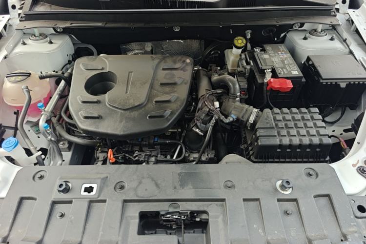Used JETOUR X70 2025 1.5T DCT Overdrive PRO 5-Seater Engine Bay