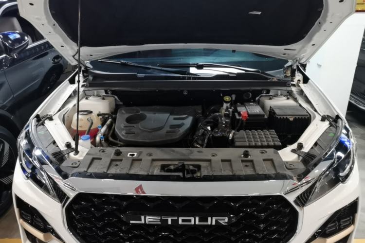 Used JETOUR X70 2025 1.5T DCT Beyond PRO 7-Seater Engine Bay