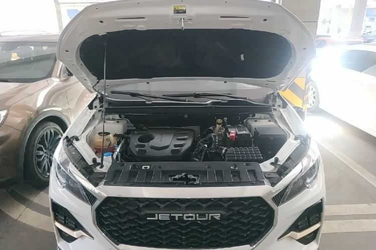 Used JETOUR X70 2025 1.5T DCT Beyond PRO 7-Seater Engine Bay