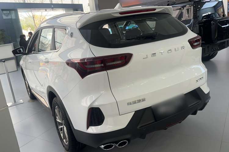 Used JETOUR X70 2025 1.5T DCT Overdrive PRO 5-Seater Exterior 5
