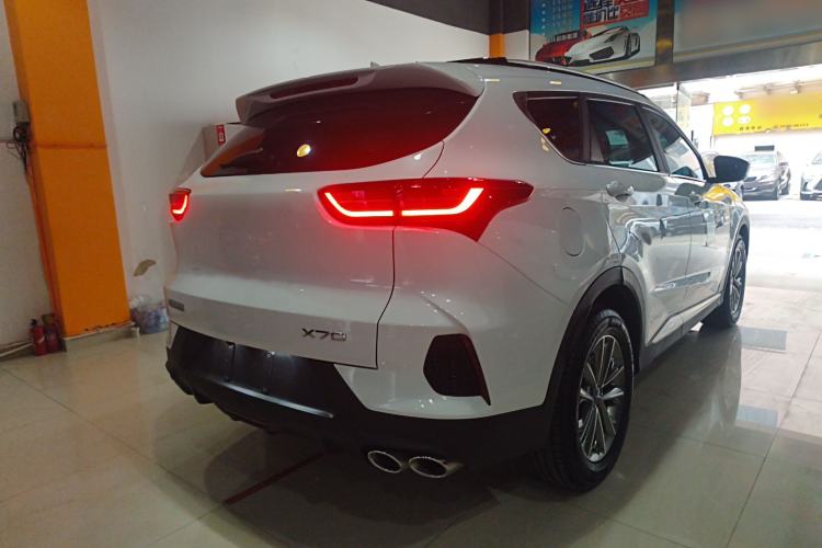Used JETOUR X70 2025 1.5T DCT Overdrive PRO 5-Seater Exterior 5