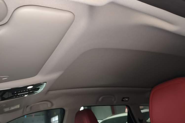 Used JETOUR X70 2025 1.5T DCT Overdrive PRO 5-Seater Headliner
