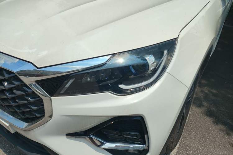 Used JETOUR X70 2025 1.5T DCT Zhenxiang Edition 7-Seater Left Front Headlight