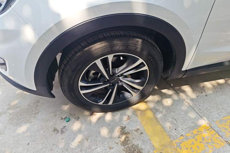 Used JETOUR X70 2025 1.5T DCT Zhenxiang Edition 5 Seats Left Front Wheel Hub