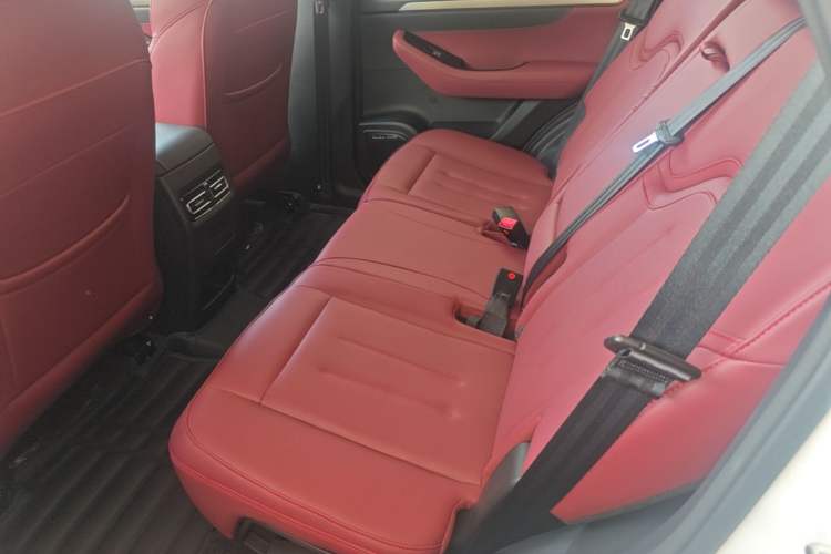 Used JETOUR X70 2025 1.5T DCT Overdrive PRO 5-Seater Left Rear Seat