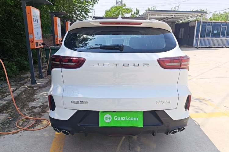 Used JETOUR X70 2025 1.5T DCT Zhenxiang Edition 5 Seats Rear