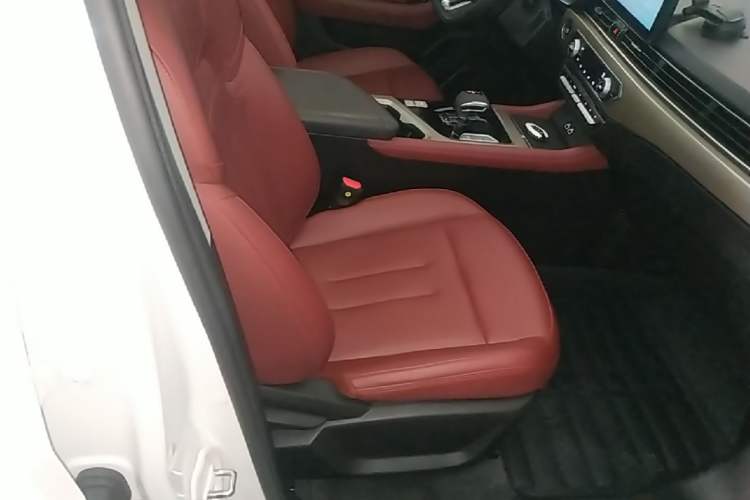Used JETOUR X70 2025 1.5T DCT Beyond PRO 7-Seater Right Front Seat