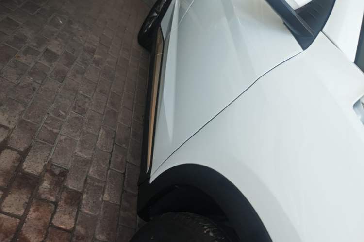 Used JETOUR X70 2025 1.5T DCT Overdrive PRO 5-Seater Right Side Sill
