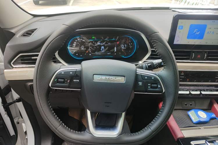 Used JETOUR X70 2025 1.5T DCT Zhenxiang Edition 5 Seats Steering Wheel