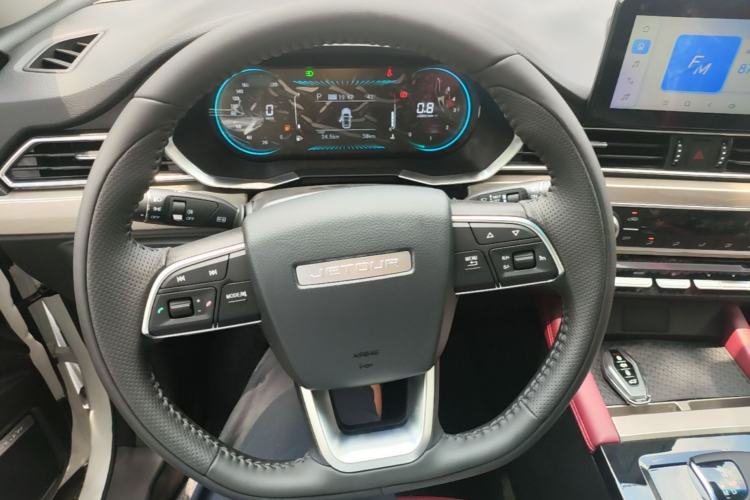 Used JETOUR X70 2025 1.5T DCT Zhenxiang Edition 7-Seater Steering Wheel